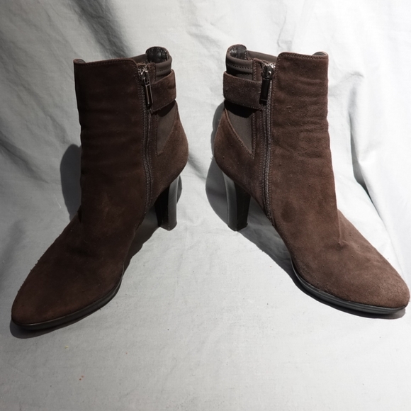 AQUATALIA Dark Brown Suede Block-Heeled Ankle Boots, size 10 - Picture 7 of 8